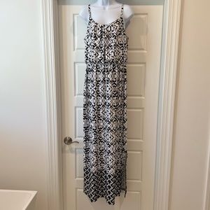 NWOT Maxi Dress, Large, Black and White